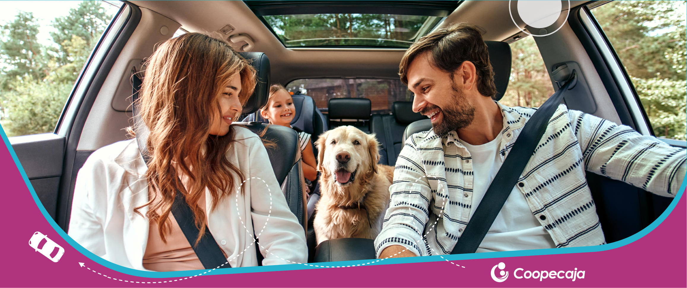 imagen portada familia feliz en auto con mascota